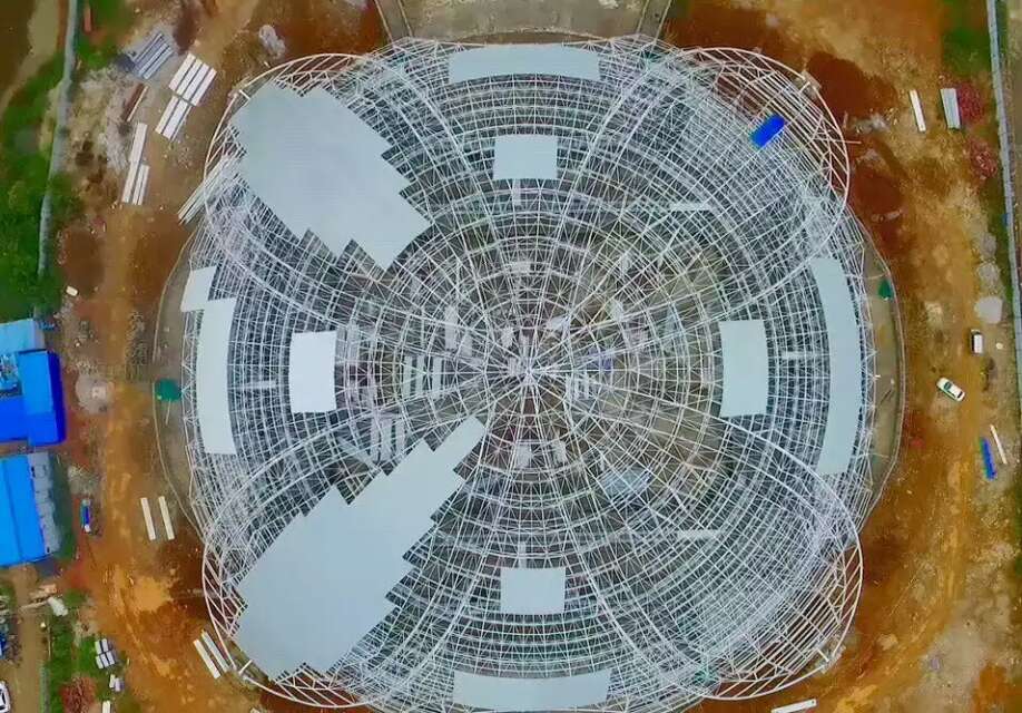 新泰体育馆网架